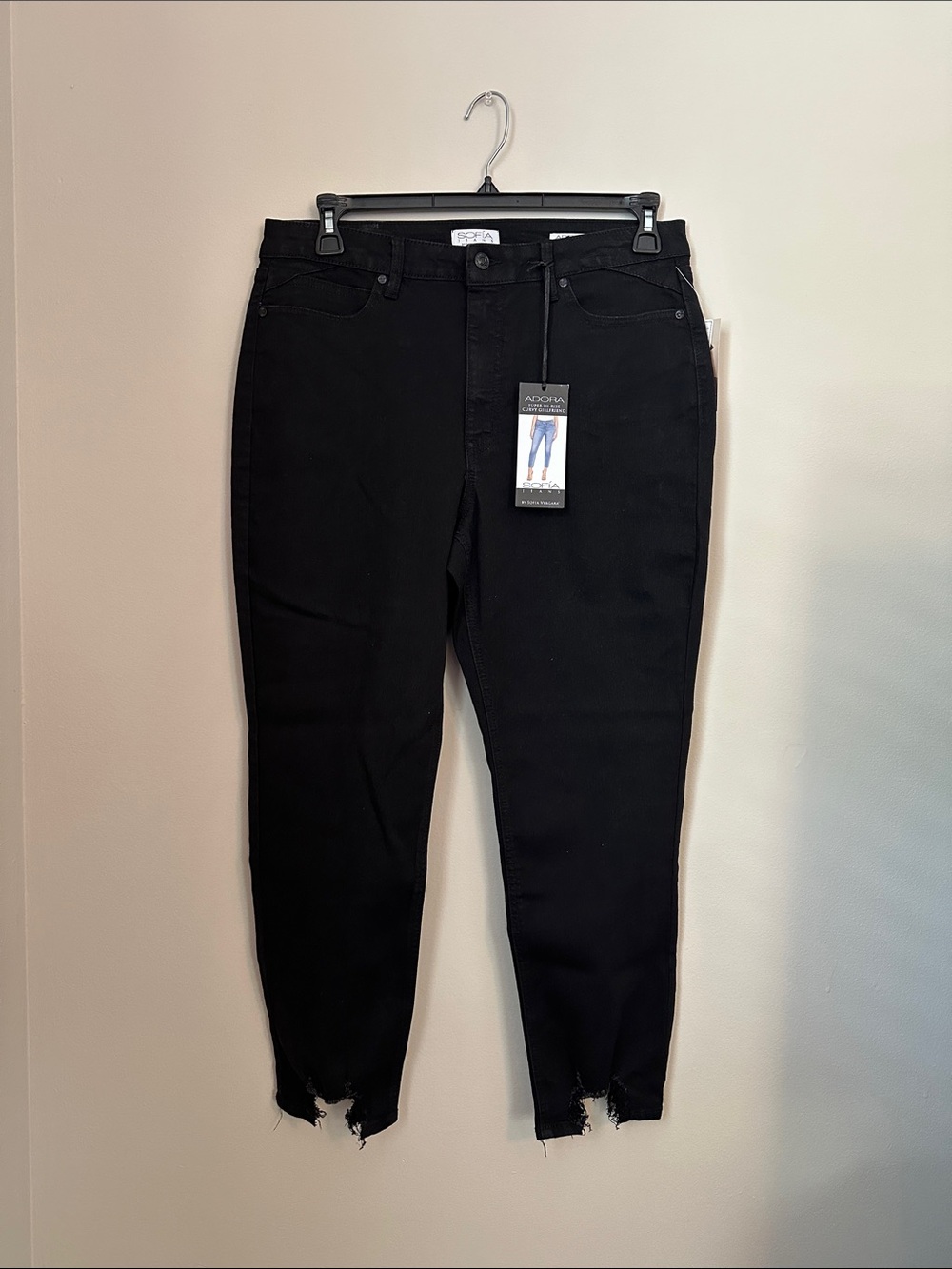 sofia by sofia vergara Black Skinny Jeans with Frayed Hem